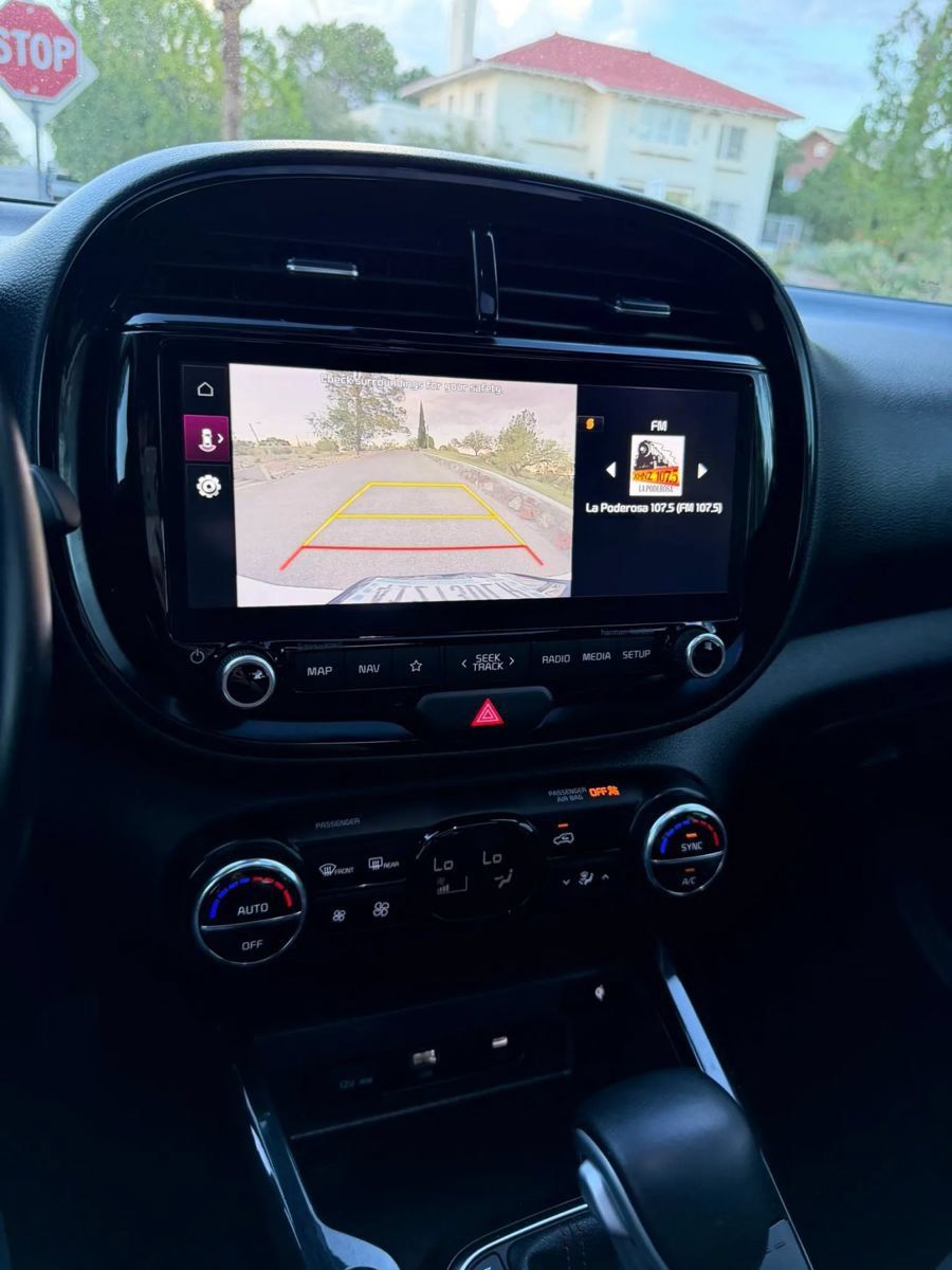 Used 2024 Kia Soul GT-Line w/ Option Group 020 FWD image 19