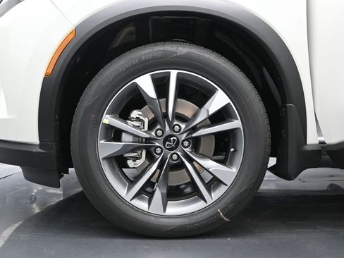 Used 2025 INFINITI QX60 Luxe w/ Cargo Package image 11