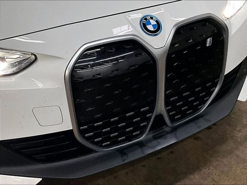 Certified 2023 BMW i4 eDrive40 image 31