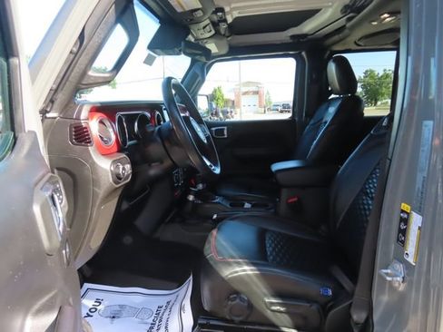 Used 2021 Jeep Wrangler Unlimited Rubicon AWD/4WD image 18