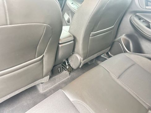 Used 2025 Buick Encore GX Preferred image 24