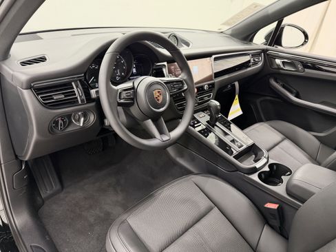 New 2026 Porsche Macan AWD/4WD image 25