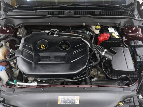 Used 2017 Ford Fusion Platinum image 29