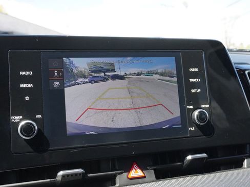 Used 2023 Kia Sportage LX image 44