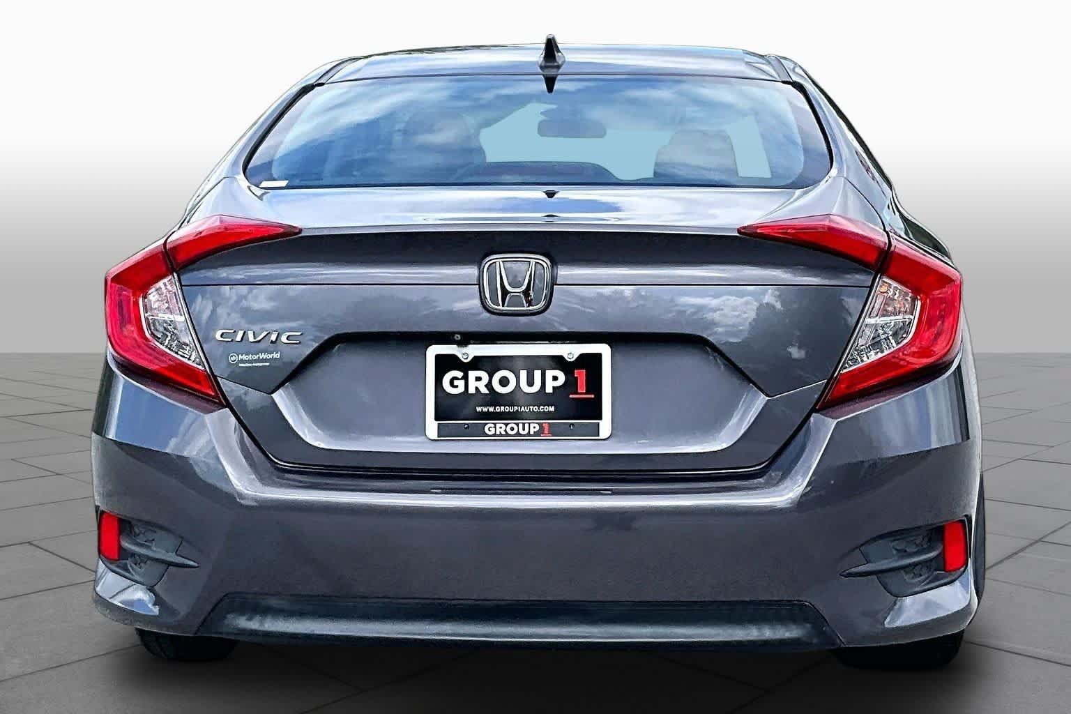 Used 2017 Honda Civic EX image 5