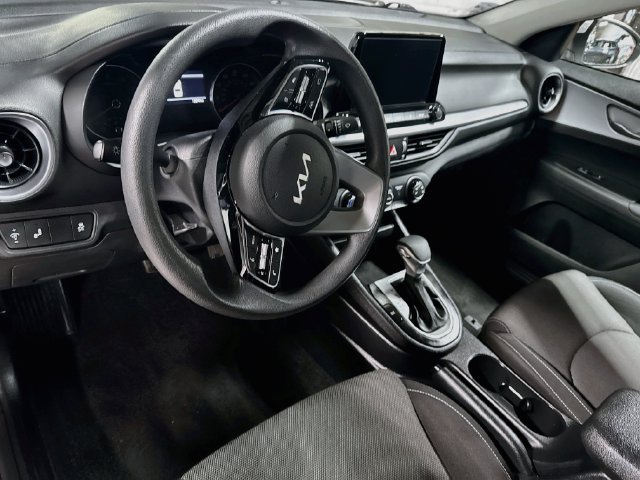 Certified 2024 Kia Forte LXS w/ LXS Technology Package FWD image 9