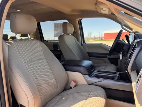 Used 2018 Ford F150 XLT w/ Equipment Group 302A Luxury AWD/4WD image 25