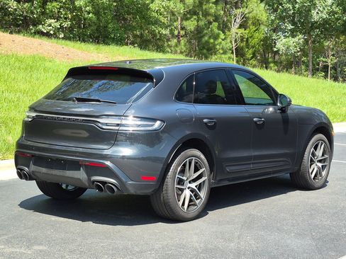 Certified 2026 Porsche Macan AWD/4WD image 29