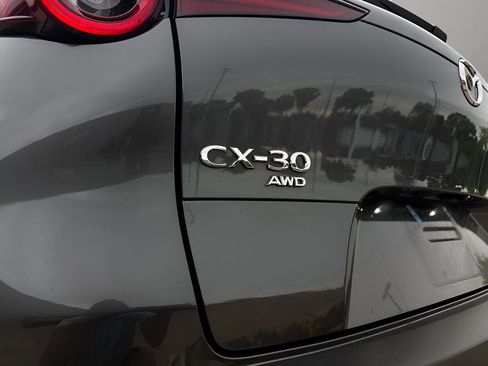 Used 2024 MAZDA CX-30 AWD 2.5 S w/ Preferred Package image 8