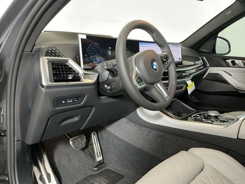 Used 2026 BMW X5 M60i AWD/4WD image 23
