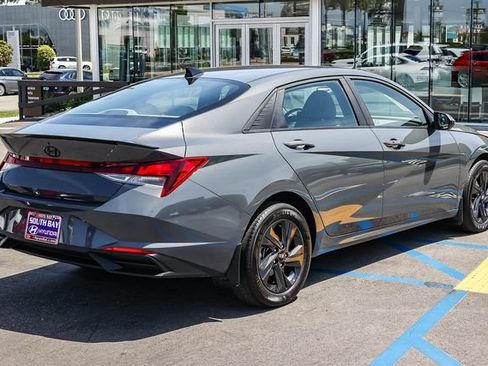 Certified 2023 Hyundai Elantra SEL w/ Cargo Package FWD image 6