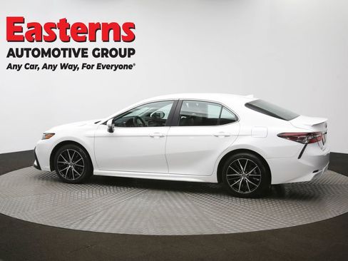 Used 2024 Toyota Camry SE FWD image 60