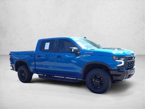 Used 2022 Chevrolet Silverado 1500 ZR2 w/ Technology Package AWD/4WD image 6