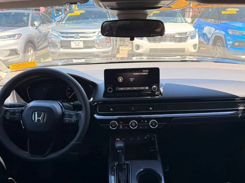 Used 2025 Honda Civic LX image 15