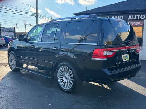 Used 2015 Lincoln Navigator 4WD w/ Equipment Group 101A Reserve image 8