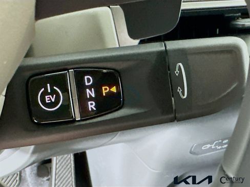 New 2026 Kia EV9 Wind AWD/4WD image 12
