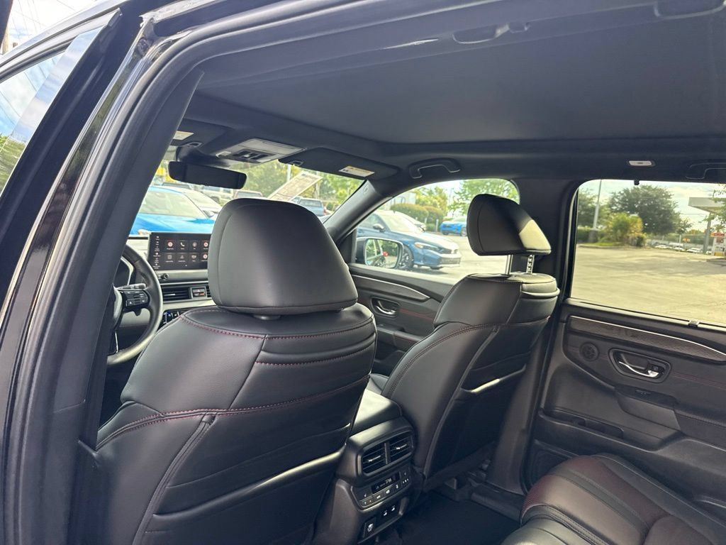 New 2026 Honda Pilot Black Edition image 12
