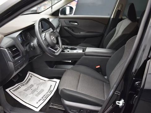 Used 2023 Nissan Rogue SV image 14