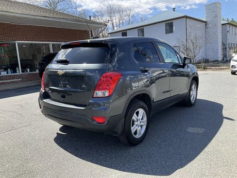 Used 2020 Chevrolet Trax LS w/ Tint and Cruise Package AWD/4WD image 5