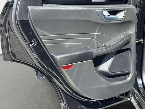 Used 2023 Ford Escape ST-Line w/ Equipment Group 301A image 15