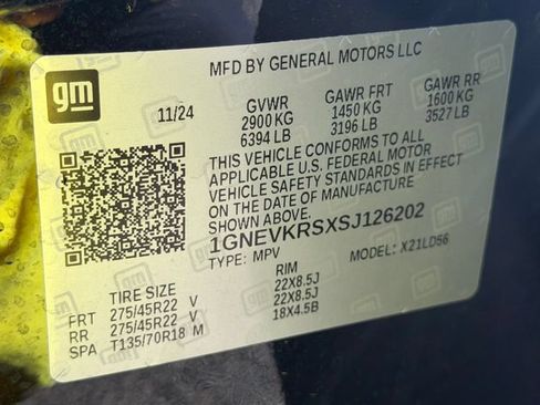 Used 2025 Chevrolet Traverse High Country w/ LPO, Floor Liner Package AWD/4WD image 32