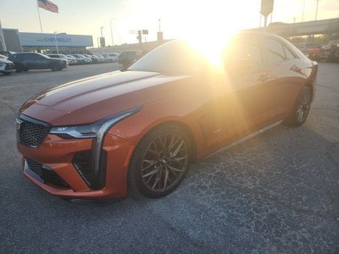 Used 2023 Cadillac CT4 V Blackwing w/ Technology Package image 2