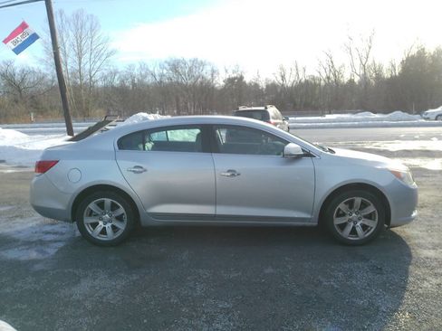 Used 2011 Buick LaCrosse CXL image 6