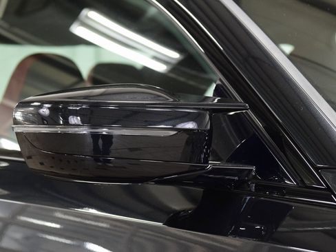 Used 2025 BMW M2 Base w/ Lighting Package image 17