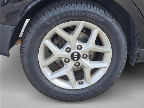 Used 2020 Kia Soul S image 16