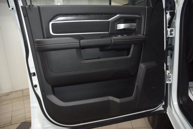 Used 2024 RAM 3500 SLT w/ Quick Order Package 2YG SLT AWD/4WD image 35