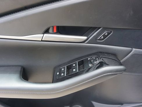 Used 2024 MAZDA CX-30 AWD 2.5 S w/ Select Sport Pkg image 4