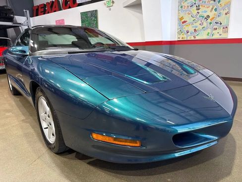 Used 1997 Pontiac Firebird Formula w/ Opt Pkg RWD image 41