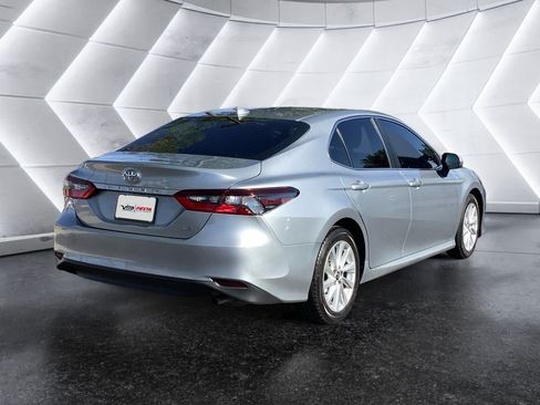Used 2023 Toyota Camry LE FWD image 4