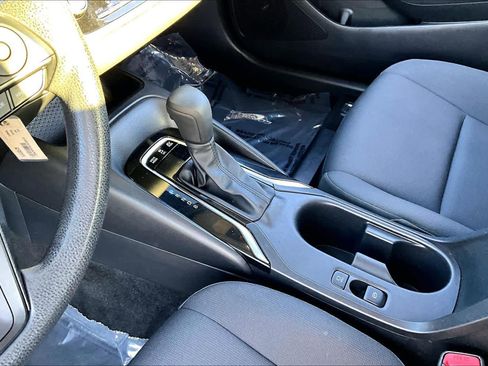 Used 2024 Toyota Corolla LE FWD image 16