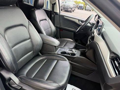 Certified 2021 Ford Escape SEL AWD/4WD image 12