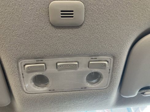 Used 2012 Toyota Prius C Three image 21