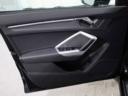 Used 2023 Audi Q3 2.0T Premium Plus w/ Premium Plus Package image 16