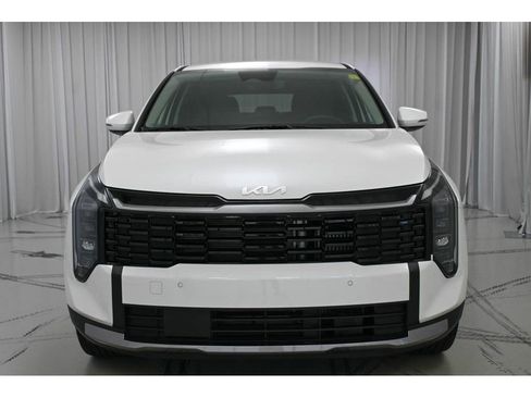 New 2026 Kia Sportage S image 3