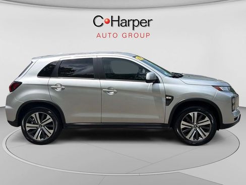 Used 2025 Mitsubishi Outlander Sport ES AWD/4WD image 1
