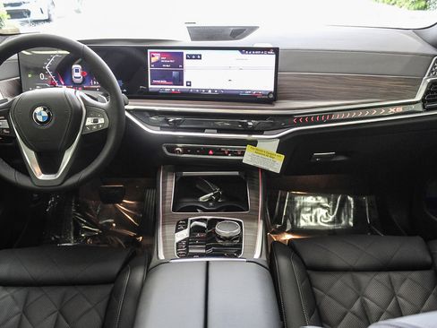 New 2026 BMW X5 xDrive40i w/ Climate Comfort Package image 12