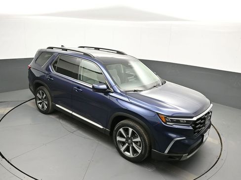 Certified 2024 Honda Pilot Elite image 38
