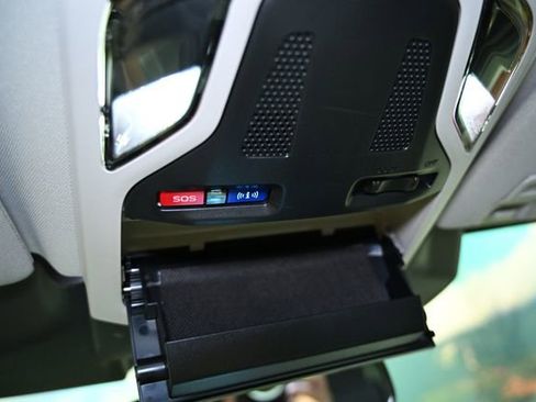 Used 2025 Subaru Outback Premium image 42