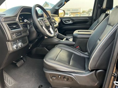 Used 2023 GMC Yukon SLT image 27