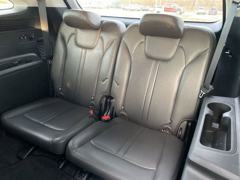 Used 2023 Kia Sorento LX image 15