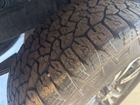 Used 2016 Toyota Tacoma TRD Sport w/ Towing Package image 50