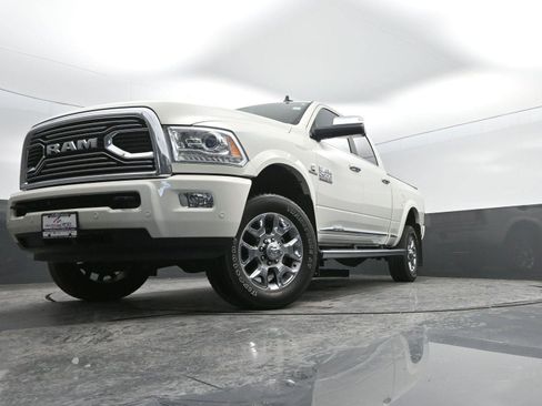 Used 2017 RAM 2500 Limited image 43