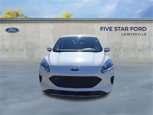 Used 2020 Ford Escape SE image 3