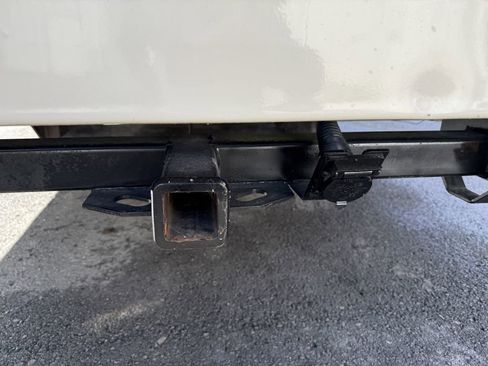 Used 2016 Ford E-450 and Econoline 450 Super Duty w/ Motorhome Prep Package image 16