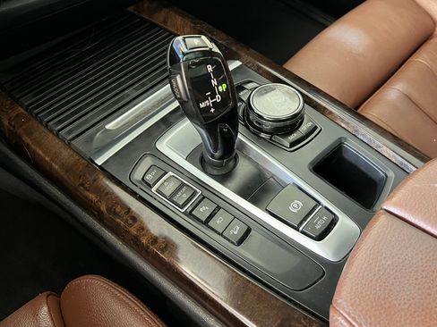 Used 2016 BMW X5 xDrive50i image 16