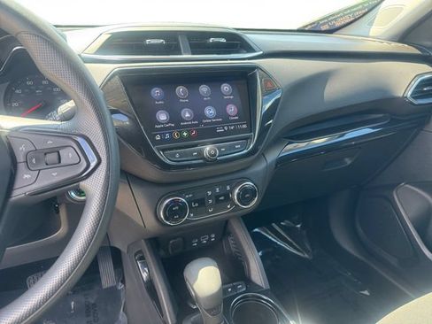Used 2023 Chevrolet TrailBlazer LT w/ Convenience Package AWD/4WD image 15